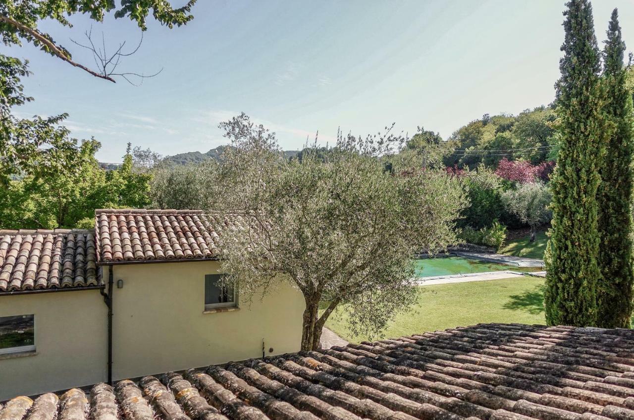 Casale Bellaguardia Villa ฟอสซอมโบรเน ภายนอก รูปภาพ